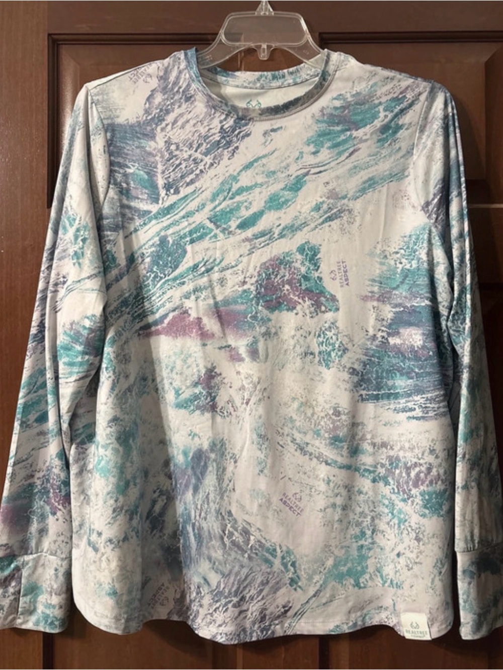 Realtree fishing, long sleeve shirt women’s size 2XL